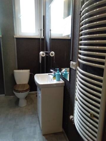 Фото номера Номер-студио Делюкс с кроватью размера &quot;king-size&quot; Хостелы Pokoje gościnne Villa Silesia г. Рыбник 7