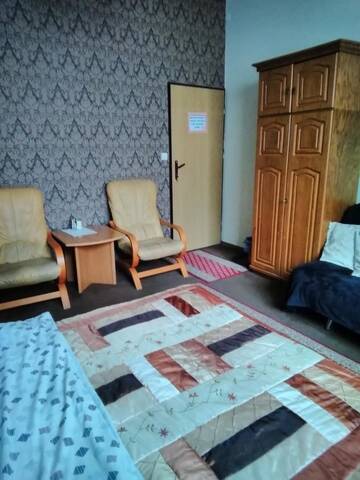 Фото номера Бюджетный двухместный номер с 1 кроватью или 2 отдельными кроватями Хостелы Pokoje gościnne Villa Silesia г. Рыбник 3